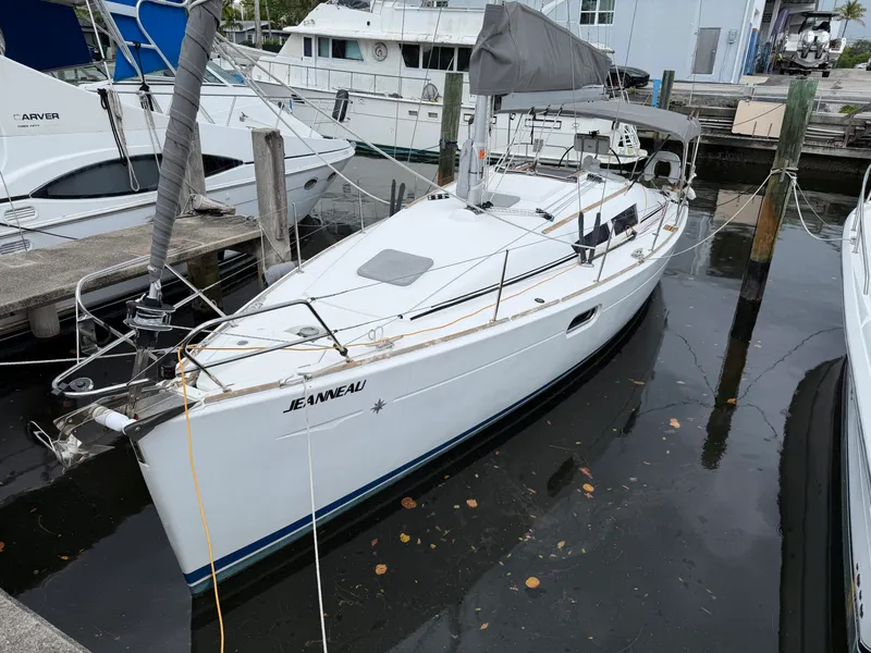 Slide: The Image of Jeanneau Sun Odyssey 36 2011 - 12
