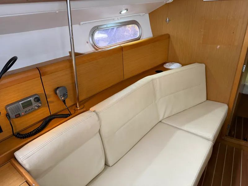 Slide: The Image of Jeanneau Sun Odyssey 36 2011 - 20