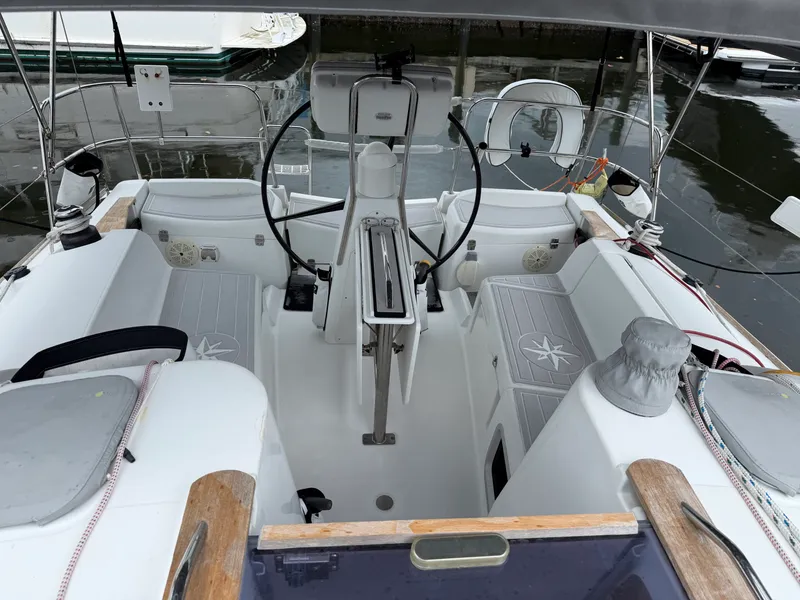 Slide: The Image of Jeanneau Sun Odyssey 36 2011 - 9