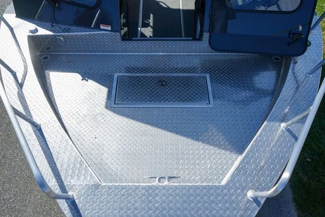 Slide: The Image of Thunder Jet 26 Alexis Pro XL HT 2026 - 24