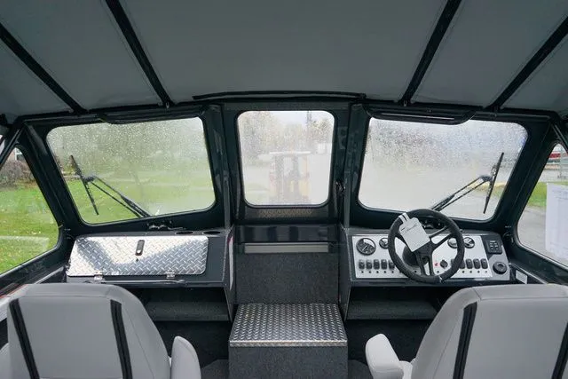 Slide: The Image of Thunder Jet 200 Luxor 2026 - 17