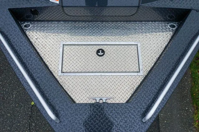 Slide: The Image of Thunder Jet 200 Luxor 2026 - 18