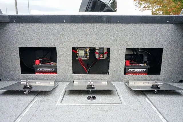 Slide: The Image of Thunder Jet 200 Luxor 2026 - 9