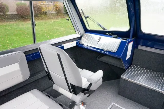 Slide: The Image of Thunder Jet 185 Luxor HT 2026 - 13