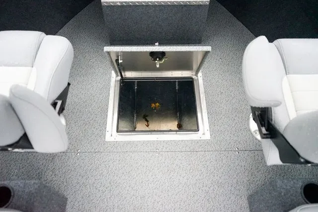 Slide: The Image of Thunder Jet 185 Luxor 2026 - 17