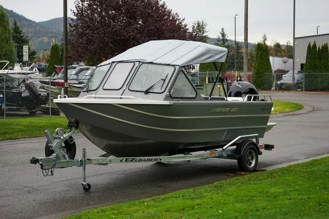 Slide: The Image of Thunder Jet 185 Luxor 2026 - 20