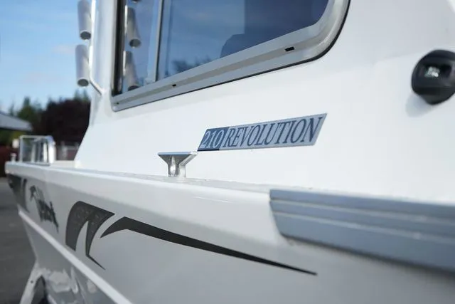 Slide: The Image of Weldcraft 210 Revolution HT 2025 - 21
