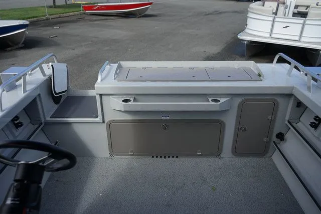 Slide: The Image of Weldcraft 210 Revolution HT 2025 - 7