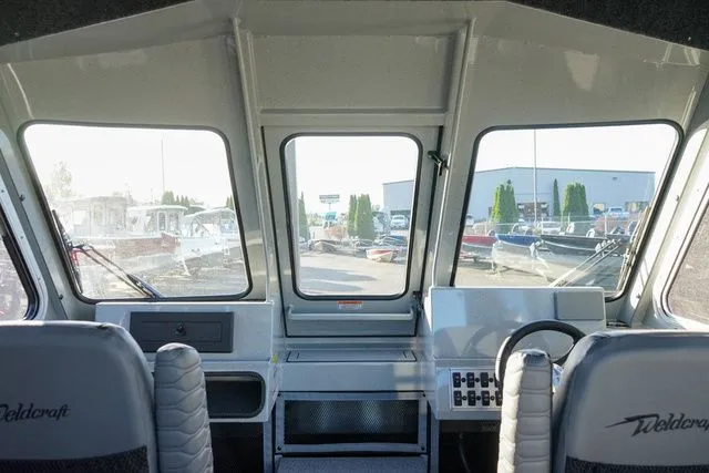 Slide: The Image of Weldcraft 210 Revolution 2025 - 16