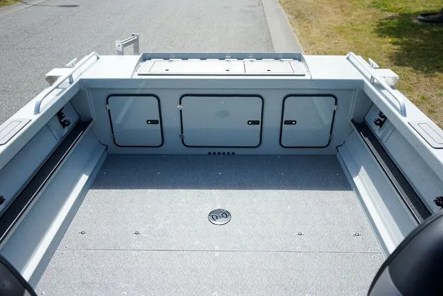 Slide: The Image of Weldcraft 180 Rebel 2026 - 6