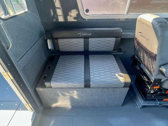 Slide: The Image of Weldcraft 220 Ocean King 2026 - 14