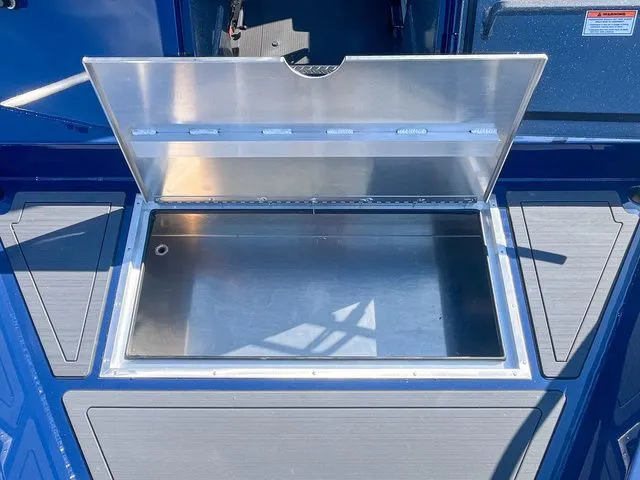 Slide: The Image of Weldcraft 220 Ocean King 2026 - 21