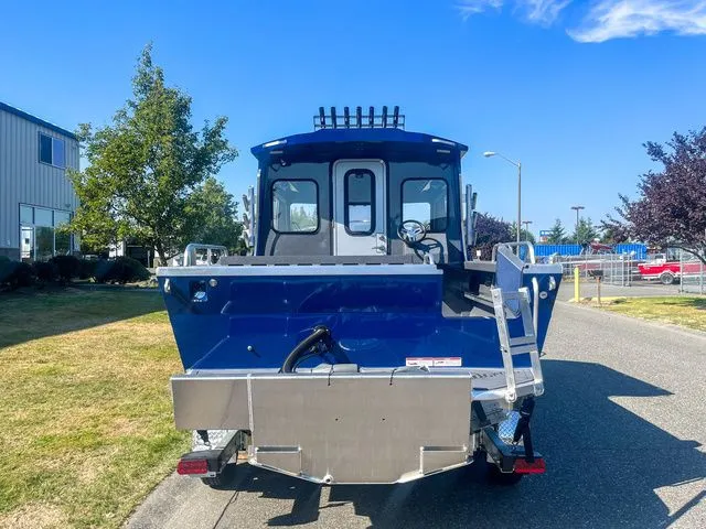 Slide: The Image of Weldcraft 220 Ocean King 2026 - 4