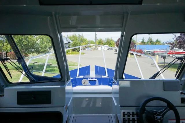 Slide: The Image of Weldcraft 240 Ocean King HT 2026 - 25