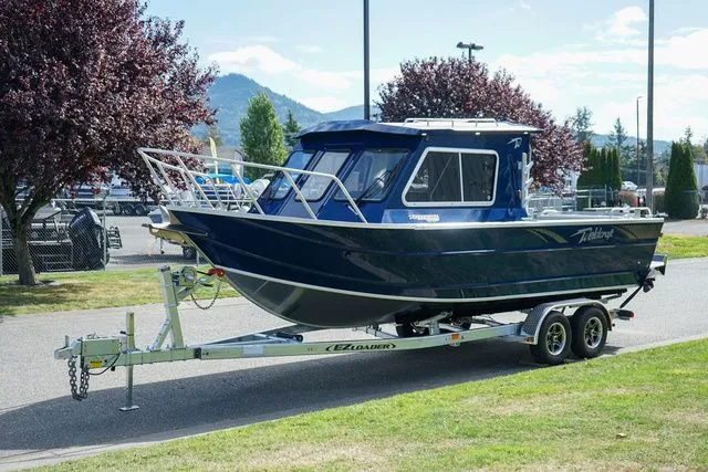 Slide: The Image of Weldcraft 240 Ocean King HT 2026 - 28