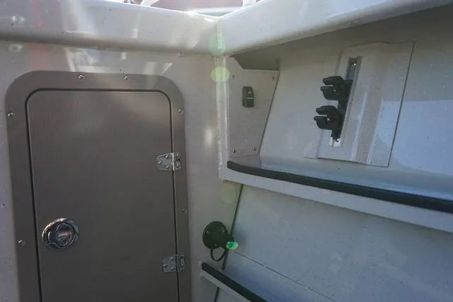 Slide: The Image of Weldcraft 210 Revolution HT 2026 - 11