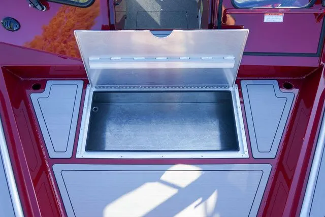 Slide: The Image of Weldcraft 210 Revolution HT 2026 - 24