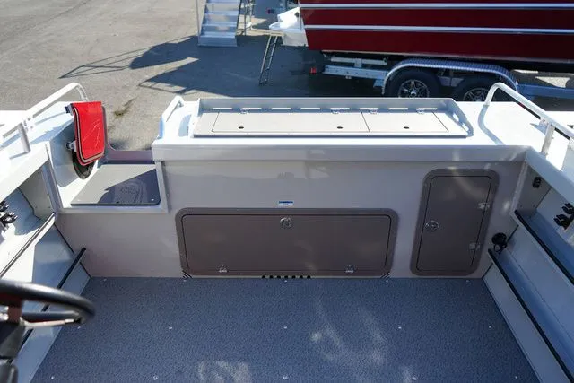 Slide: The Image of Weldcraft 210 Revolution HT 2026 - 7