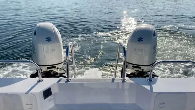 Slide: The Image of C-Dory 25' Tomcat Catamaran 2025 - 9