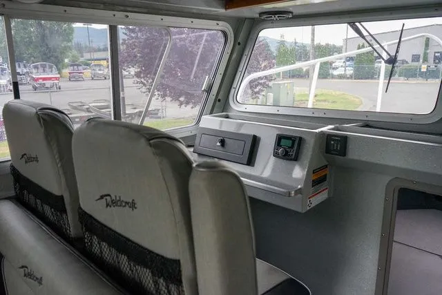 Slide: The Image of Weldcraft 300 Cuddy King 2025 - 15