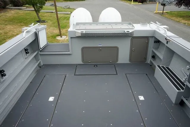 Slide: The Image of Weldcraft 300 Cuddy King 2025 - 6