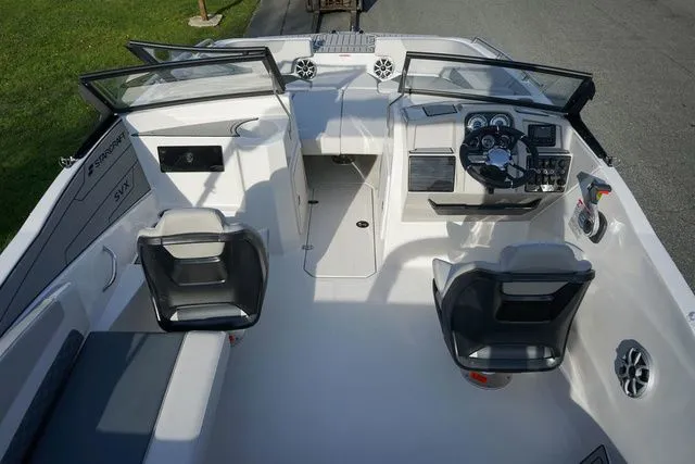 Slide: The Image of Starcraft SVX 210 OB DC 2025 - 12