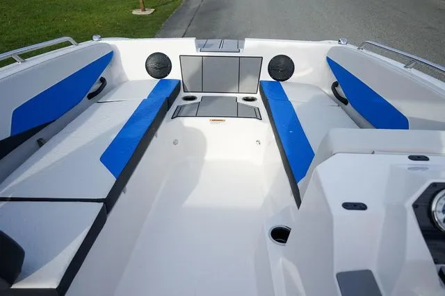 Slide: The Image of Starcraft SV 16 OB 2025 - 8