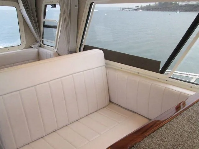 Slide: The Image of Sea Sport Commander 2800 2025 - 10