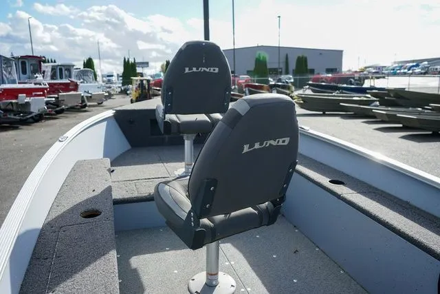Slide: The Image of Lund 1400 Fury Tiller 2023 - 5