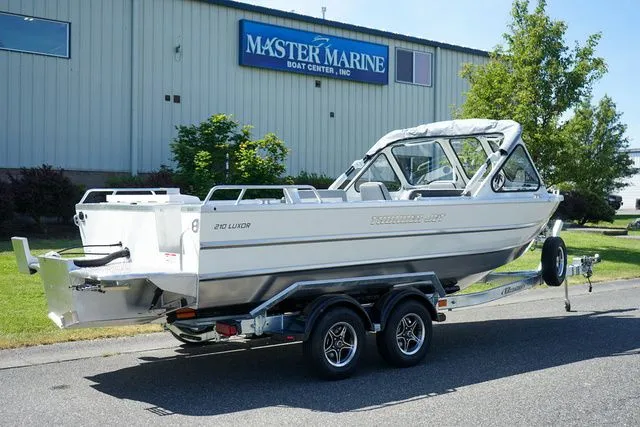 Slide: The Image of Thunder Jet 210 Luxor 2025 - 3