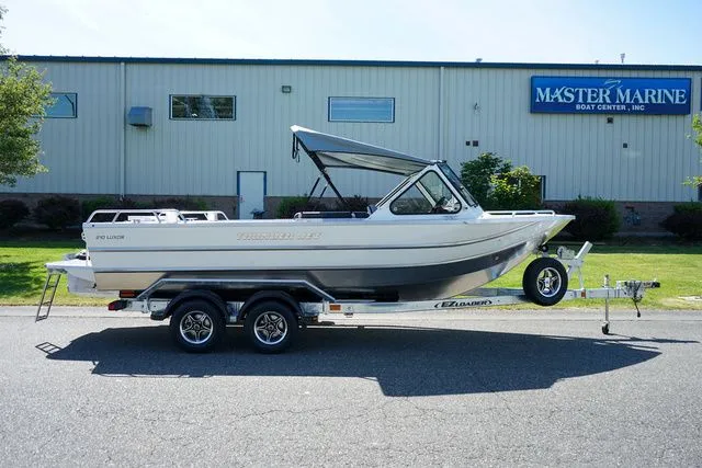 Slide: The Image of Thunder Jet 210 Luxor 2025 - 6