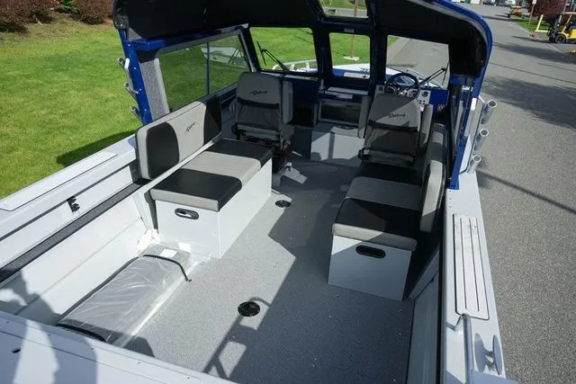 Slide: The Image of Weldcraft 220 Maverick DV 2024 - 4