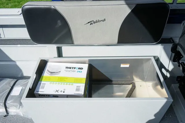 Slide: The Image of Weldcraft 220 Maverick DV 2024 - 8