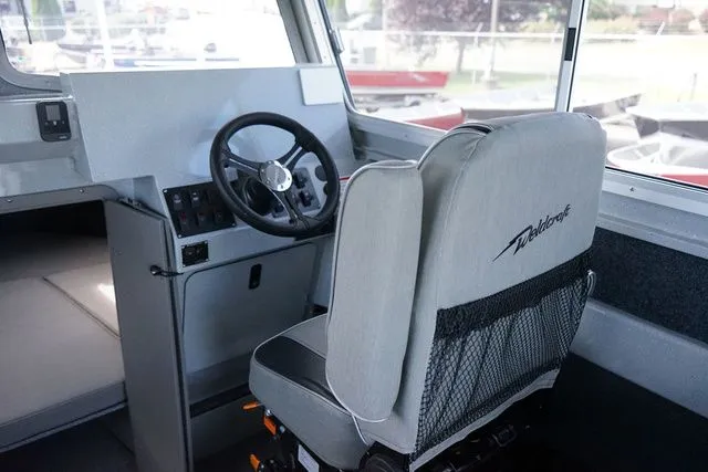 Slide: The Image of Weldcraft Cuddy King 260 2025 - 10