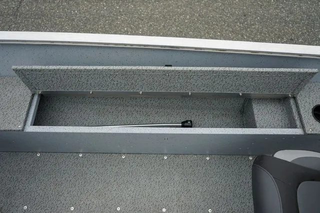 Slide: The Image of Lund 1600 Fury Tiller 2023 - 8