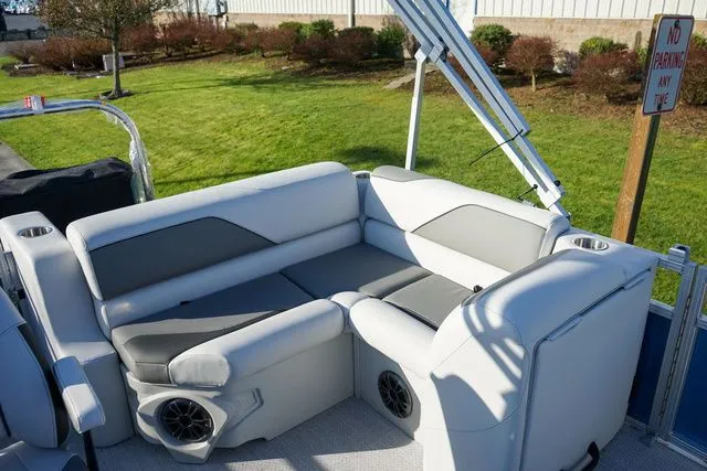 Slide: The Image of Avalon 17 Venture Cruise 2024 - 11