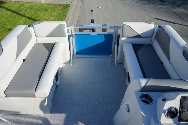 Slide: The Image of Avalon 17 Venture Cruise 2024 - 9