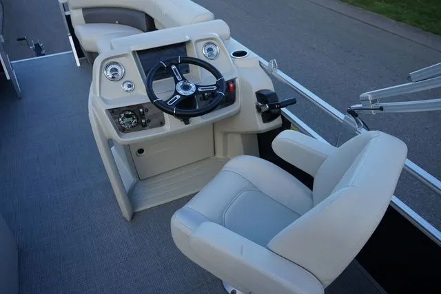 Slide: The Image of Starcraft LX 18 R 2024 - 8