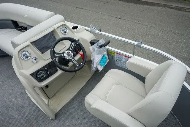 Slide: The Image of Starcraft LX 16 R 2024 - 6