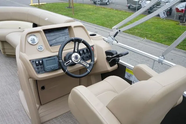 Slide: The Image of Starcraft LX16R 2025 - 10