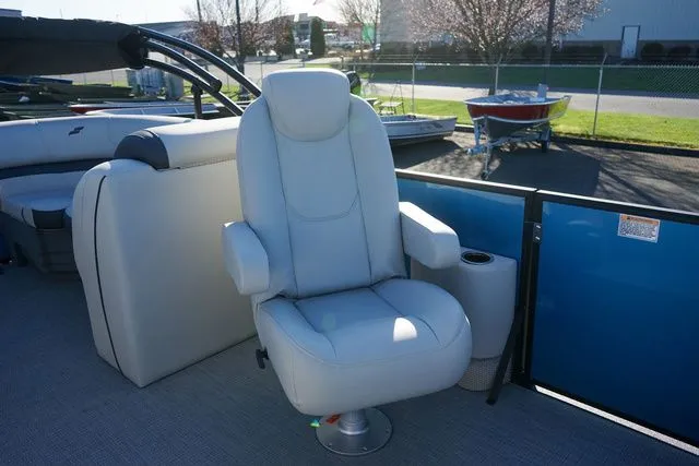 Slide: The Image of Starcraft EXS 1 2025 - 11