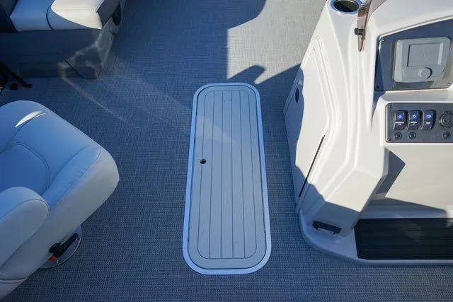 Slide: The Image of Starcraft EXS 1 2025 - 15