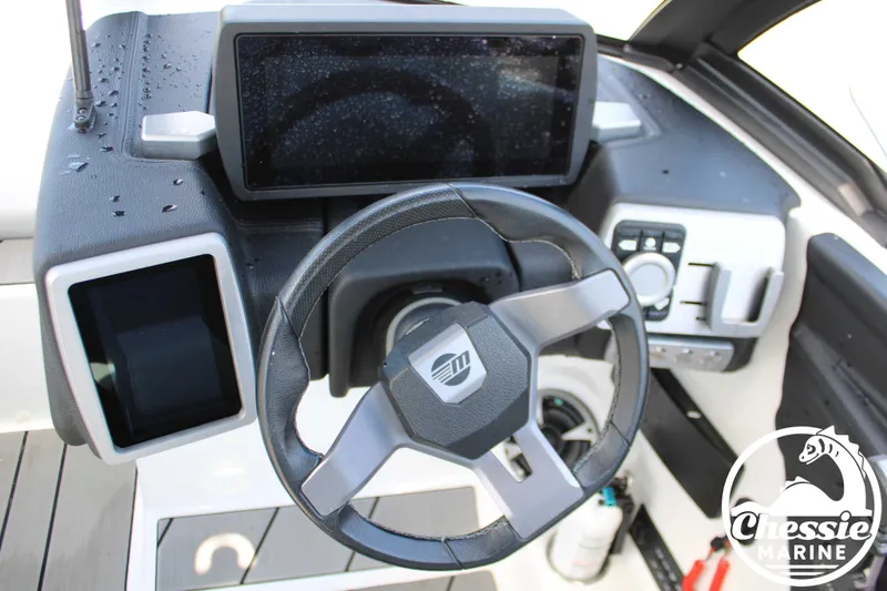 Slide: The Image of Malibu Wakesetter 21 MLX 2020 - 16