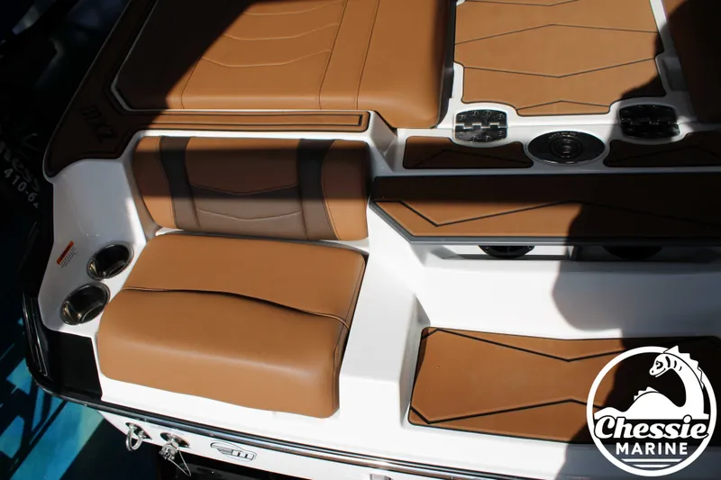 Slide: The Image of Malibu Wakesetter 22 MXZ 2026 - 7