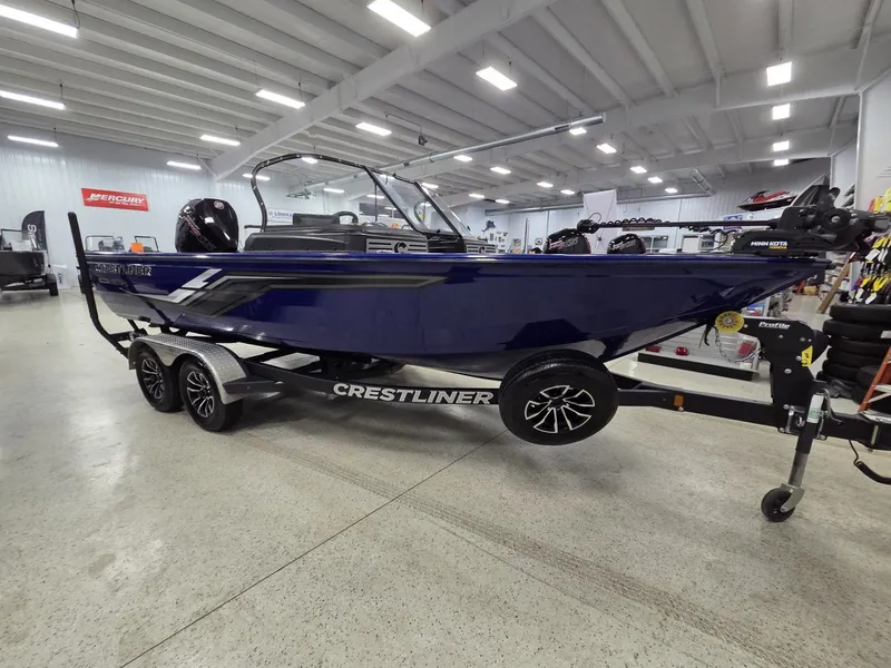 Slide: The Image of Crestliner 1950 Fish Hawk 2025 - 2