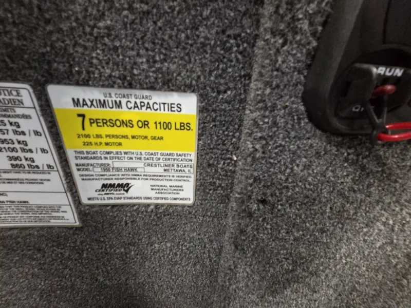 Slide: The Image of Crestliner 1950 Fish Hawk 2025 - 42