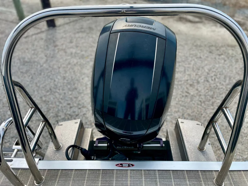 Slide: The Image of Harris Cruiser 240 2016 - 13