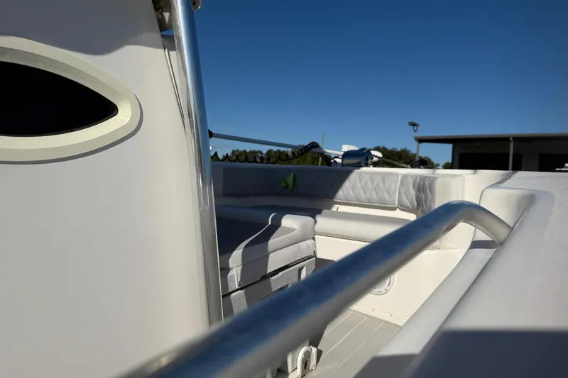 Slide: The Image of 2018 Twin Vee 260 CC SE boat seat with integrated cooler on deck. - 5