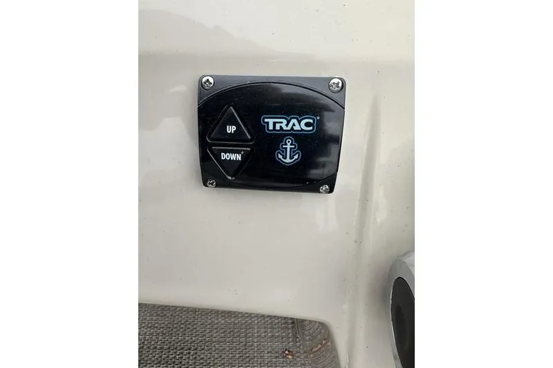 Slide: The Image of Control panel on 2018 Bennington 21SLX boat with TRAC anchor buttons. - 17