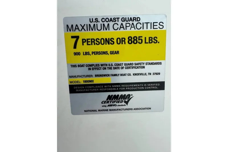 Slide: The Image of 2008 Maxum 1800 MX capacity label, U.S. Coast Guard certified for 7 persons or 885 lbs. - 7